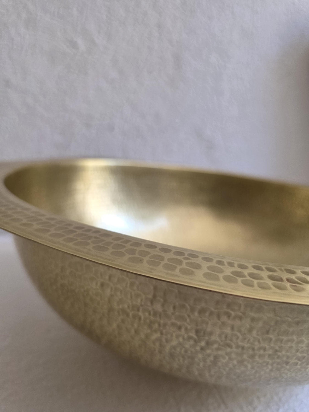Hammered Brass Vessel Sink, 16in Round Antique Finish Basin Small