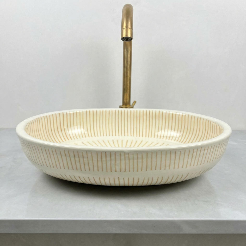 Fes Ceramic Washbasin' Oval Moroccan Vessel Sink, Handmade 40 cm Brass Drain