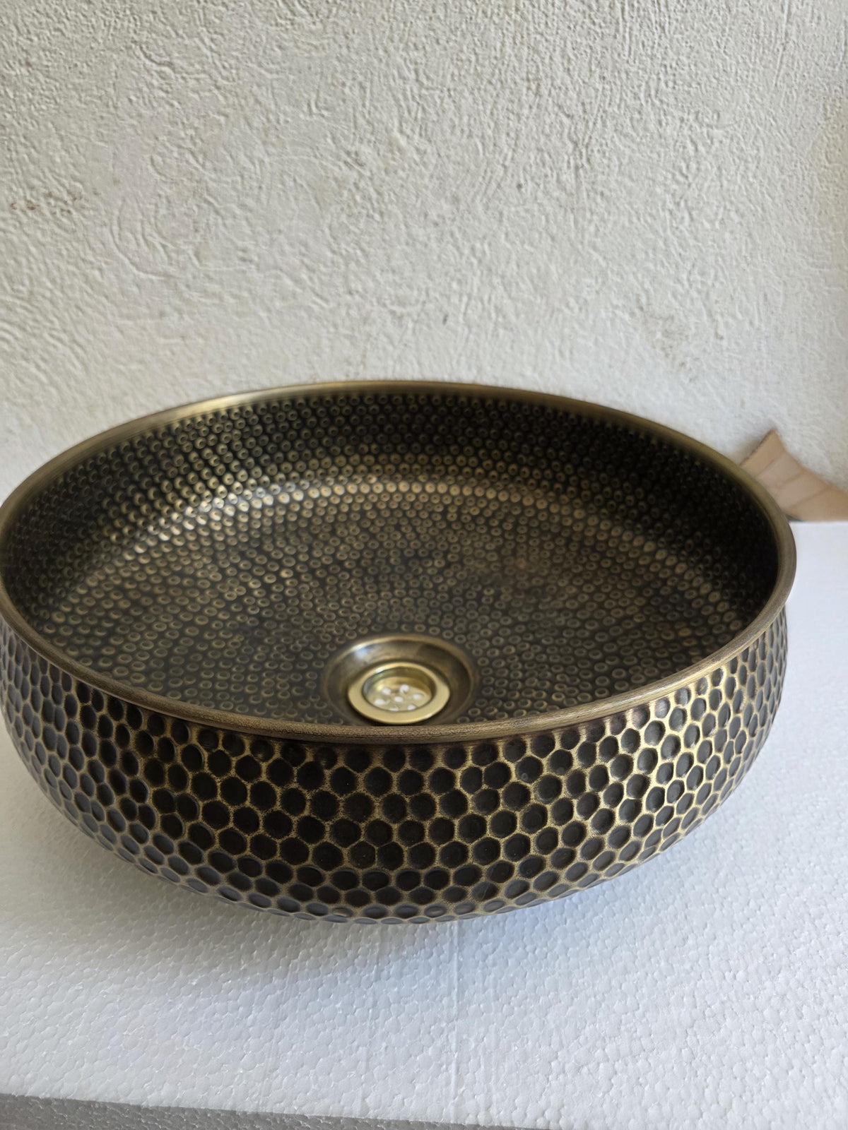 hammered brass sink, Handmade Round Vessel Sink 5" Antique Finish