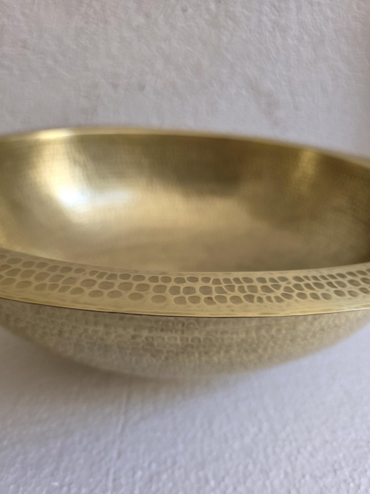 Hammered Brass Vessel Sink, 16in Round Antique Finish Basin Small